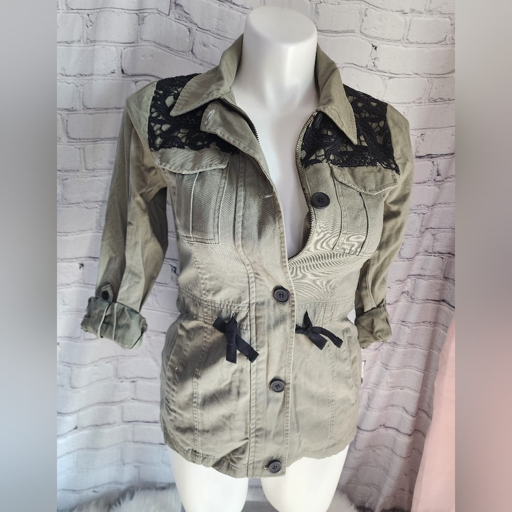 Sebby Collection Lace Trim Utility Jacket size M